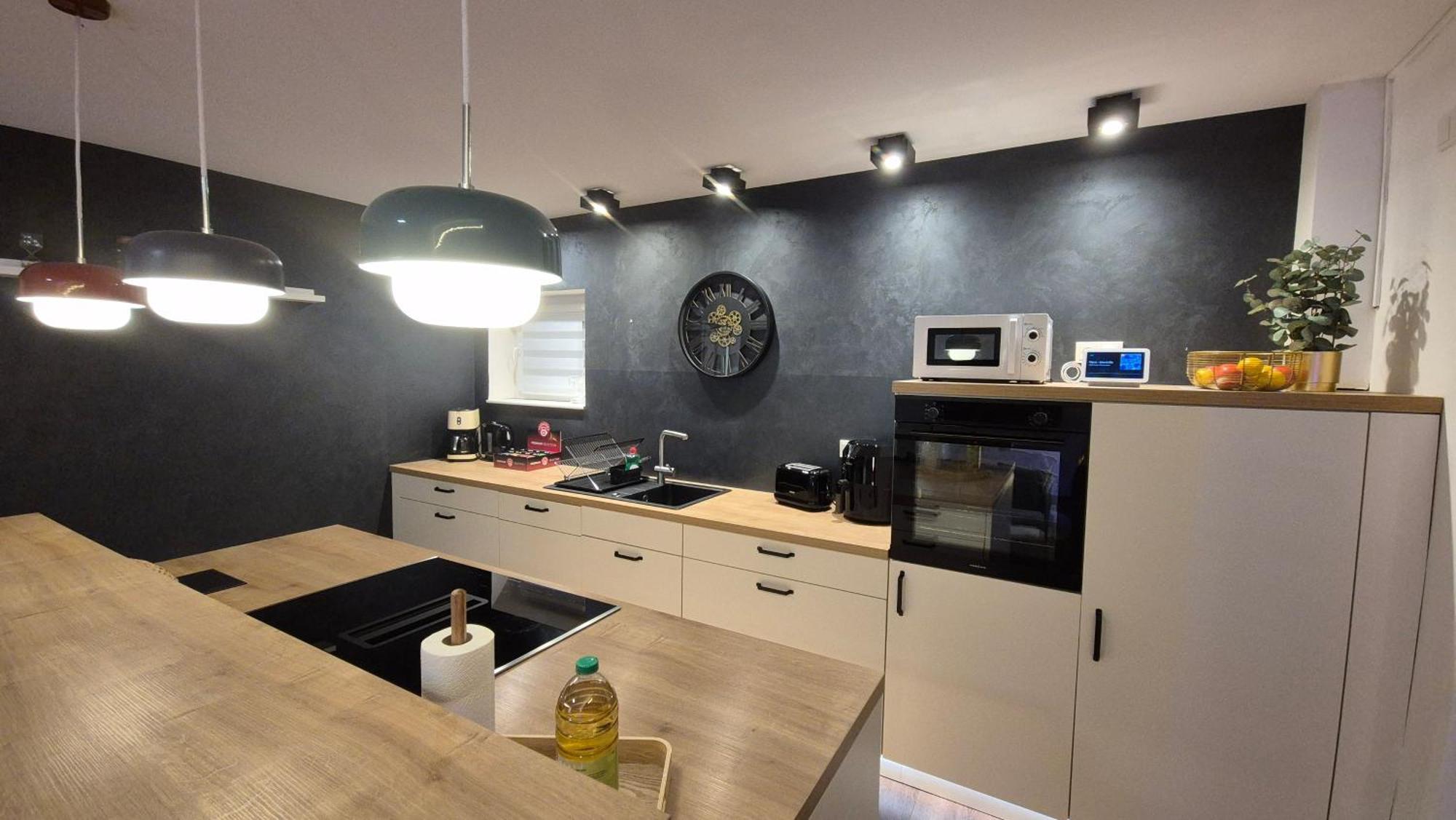 Serenity Vista Retreat Bnb Bescheid Ngoại thất bức ảnh